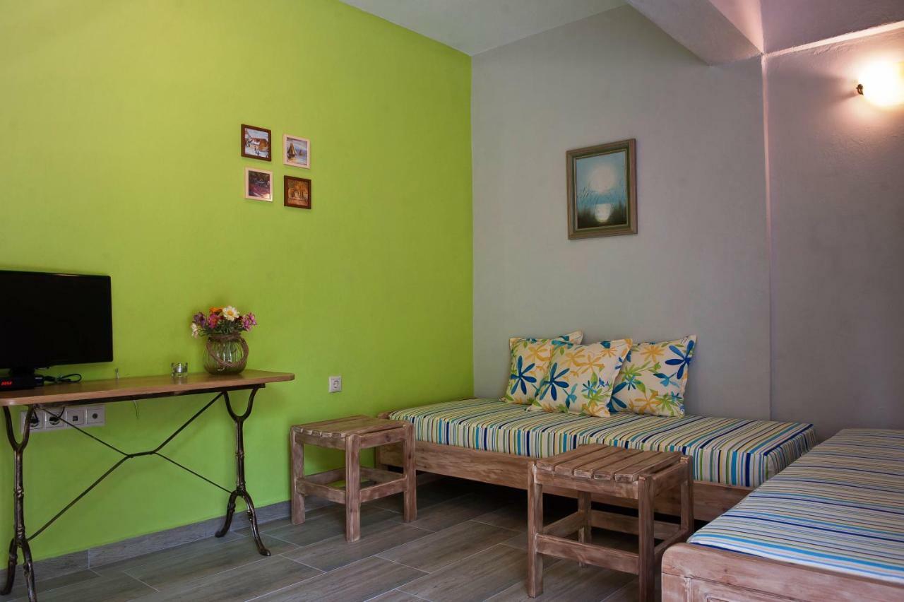 Apartamento Sofia'S House Vourvourou Exterior foto